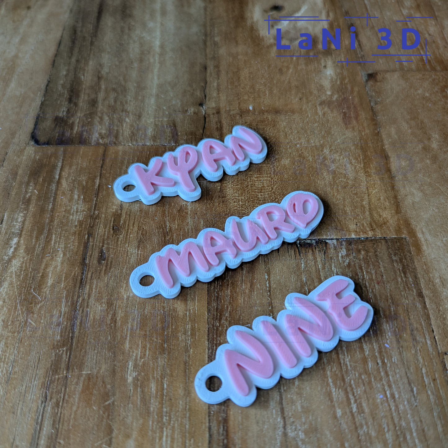 Gepersonaliseerde 3D-geprinte naamsleutelhanger - Waltograph UI